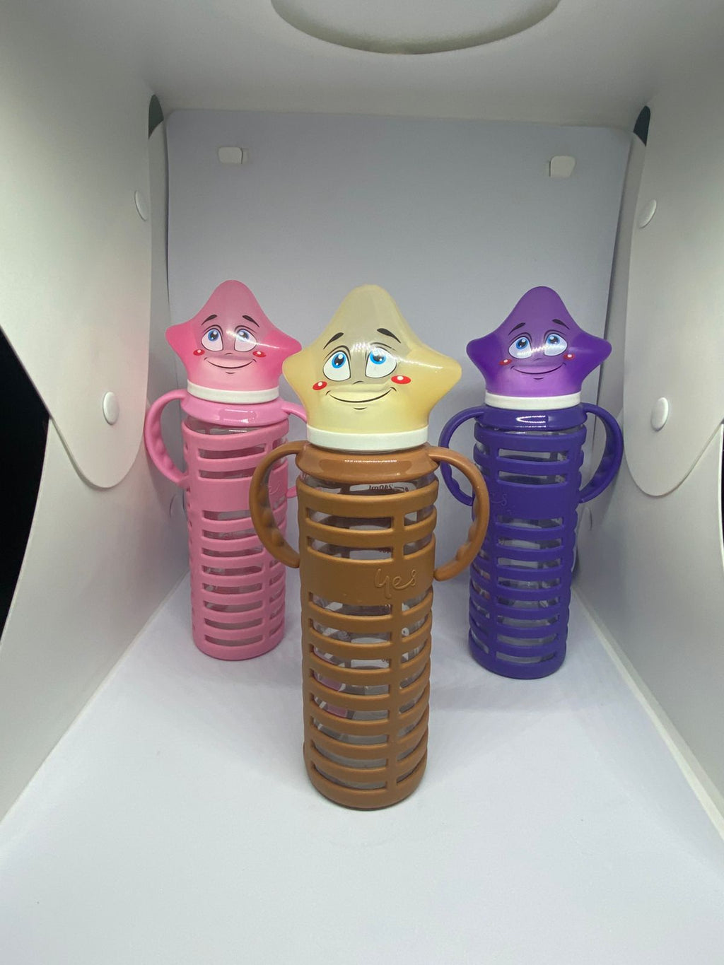 Baby Glass Bottle 240ml with Durable Silicone Safety Cover