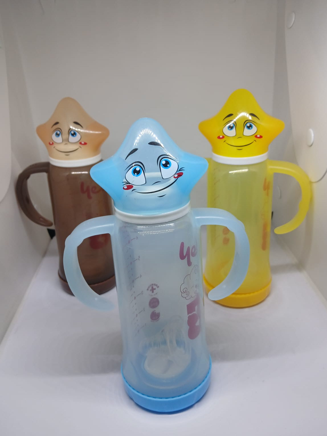 Baby Glass Feeder 240ml (8oz) with Durable Frame and Handle